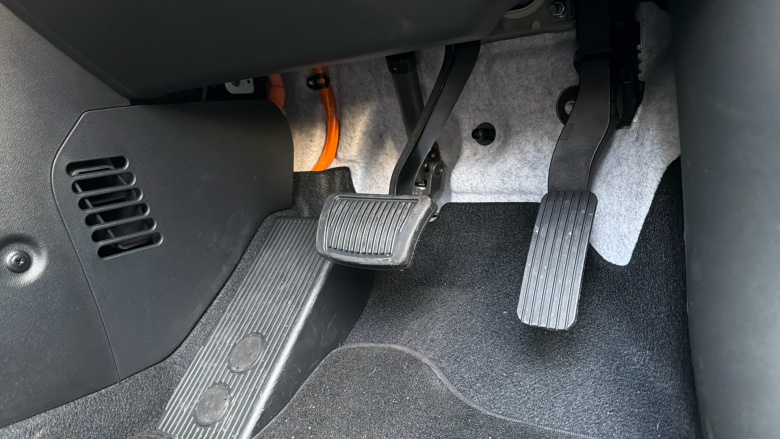 Hyundai INSTER 85kW 02 49kWh 5dr Auto Electric Hatchback